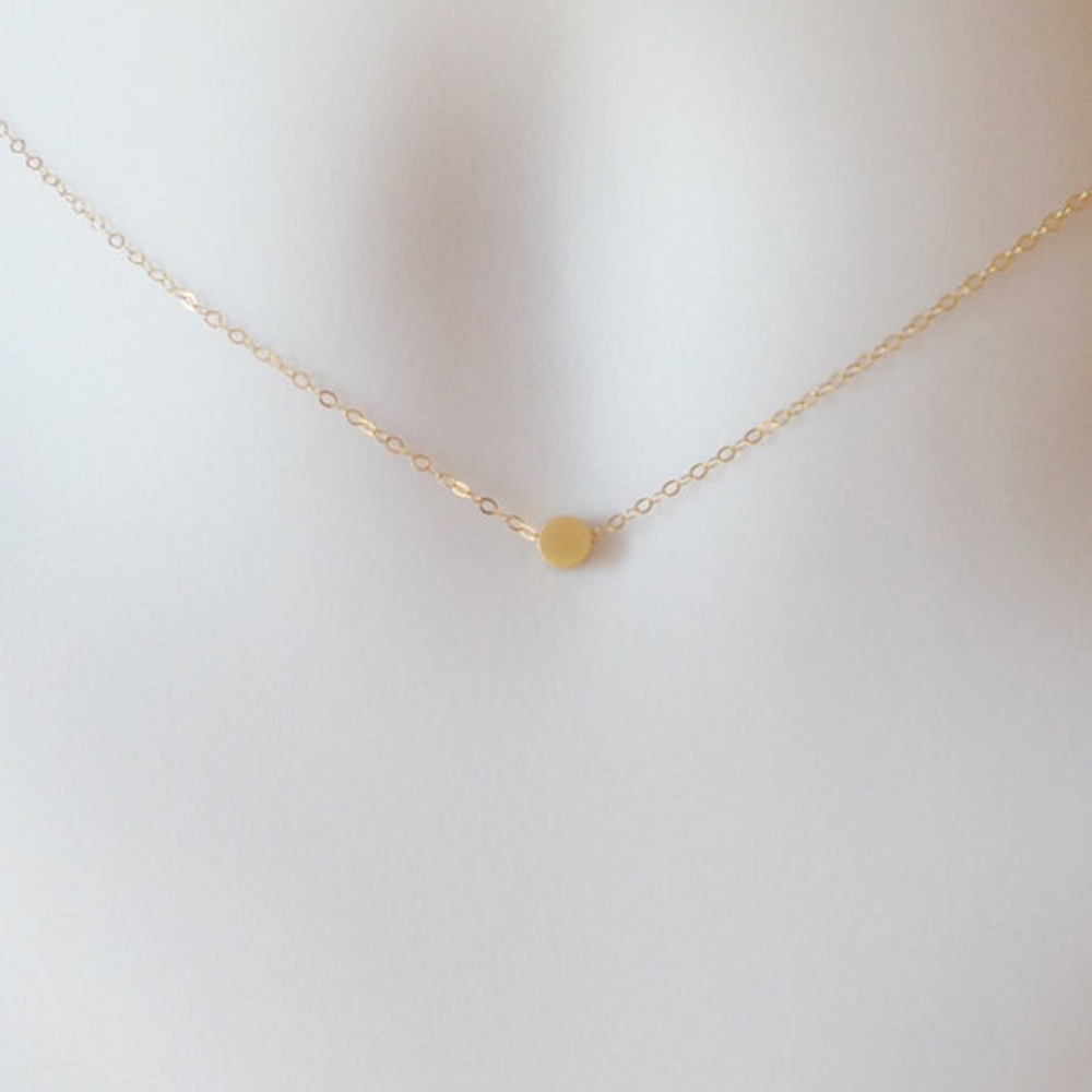 Simple Dot Dainty Pendant Necklace - Picture 3 of 4